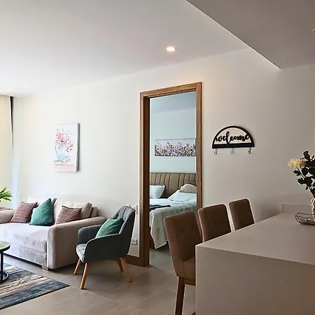 Lujoso Apto Con Piscina Privada Y Salida A Playa Apartamento Cartagena