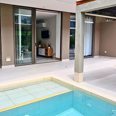 Lujoso Apto Con Piscina Privada Y Salida A Playa *