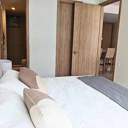 Lujoso Apto Con Piscina Privada Y Salida A Playa Cartagena