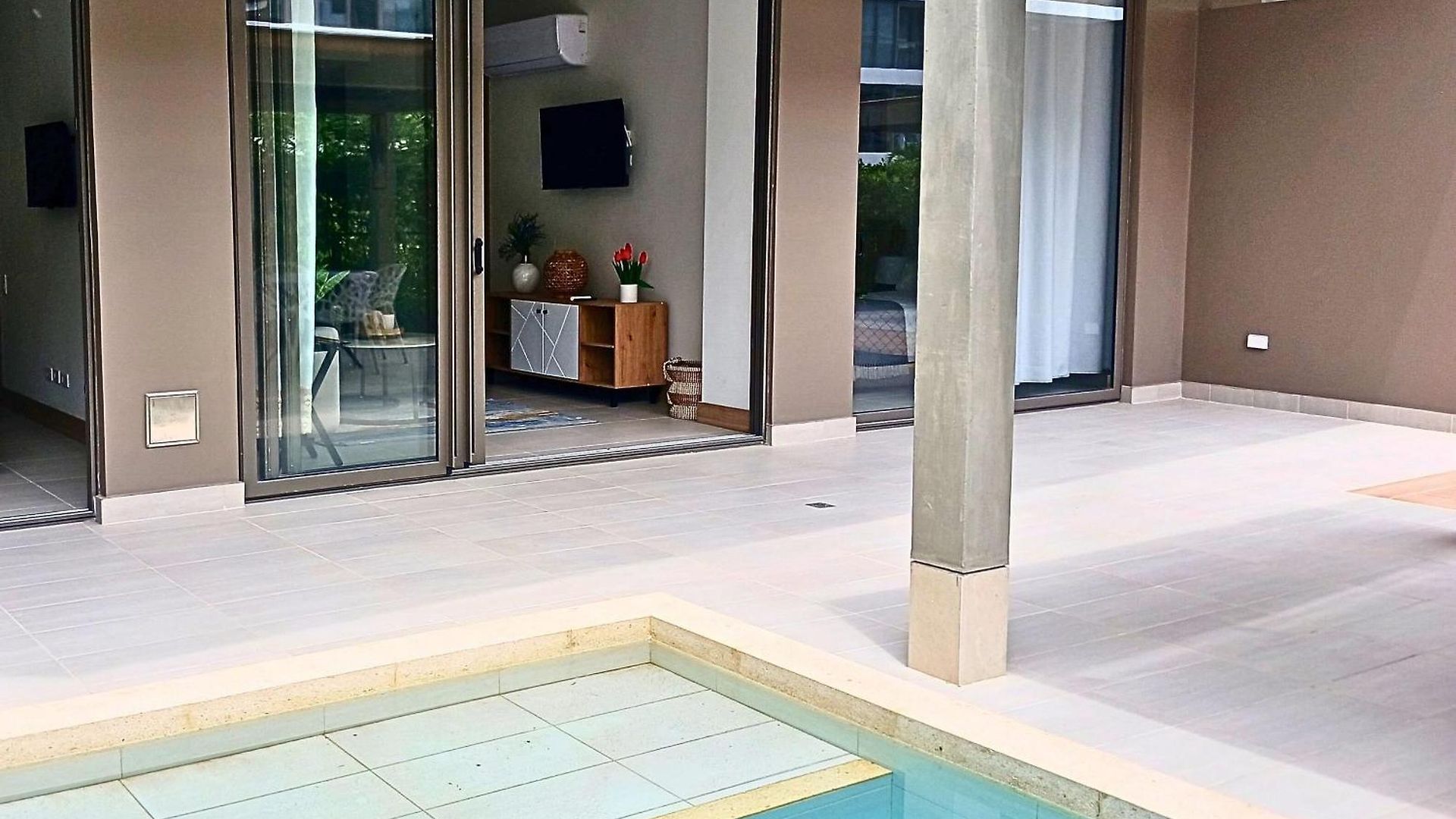 Lujoso Apto Con Piscina Privada Y Salida A Playa *
