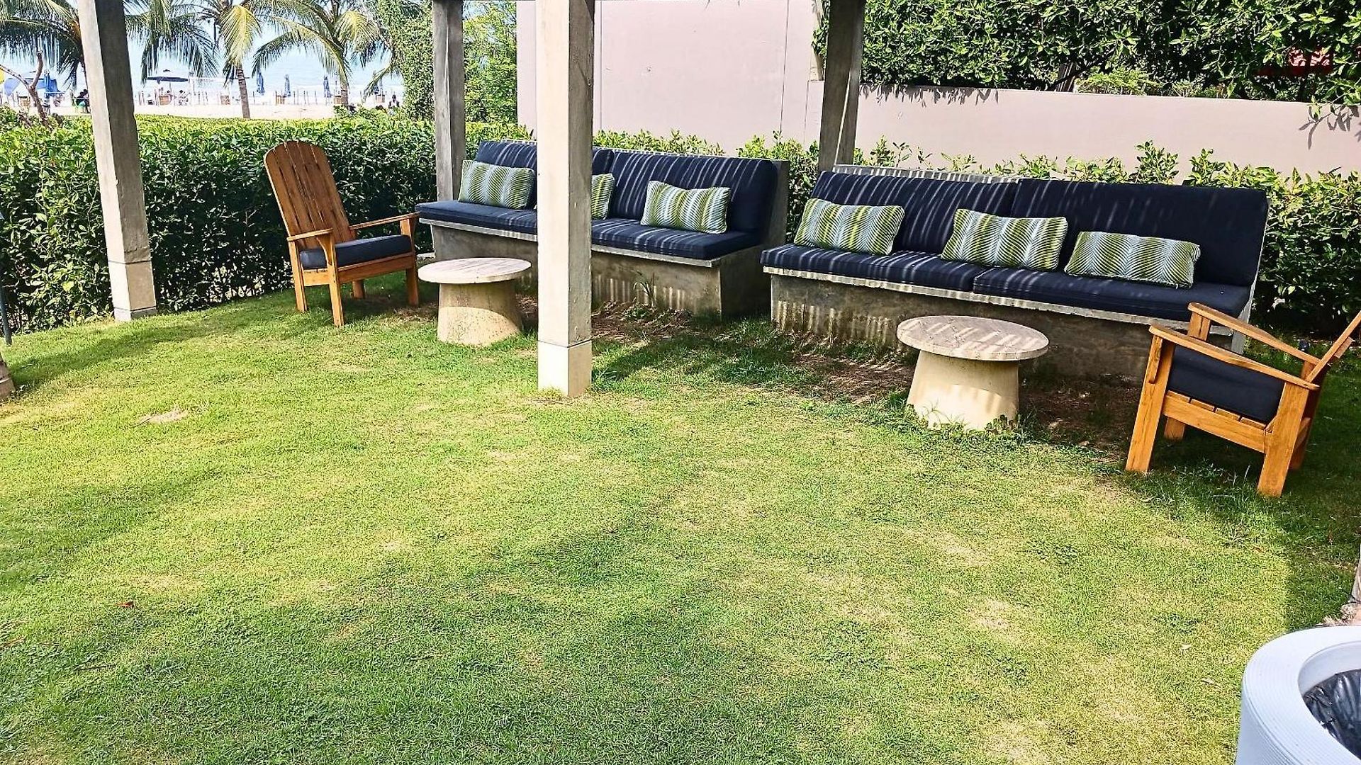 Lujoso Apto Con Piscina Privada Y Salida A Playa Apartamento