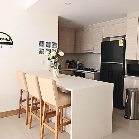Lujoso Apto Con Piscina Privada Y Salida A Playa Cartagena