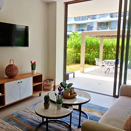 Apartamento Lujoso Apto Con Piscina Privada Y Salida A Playa