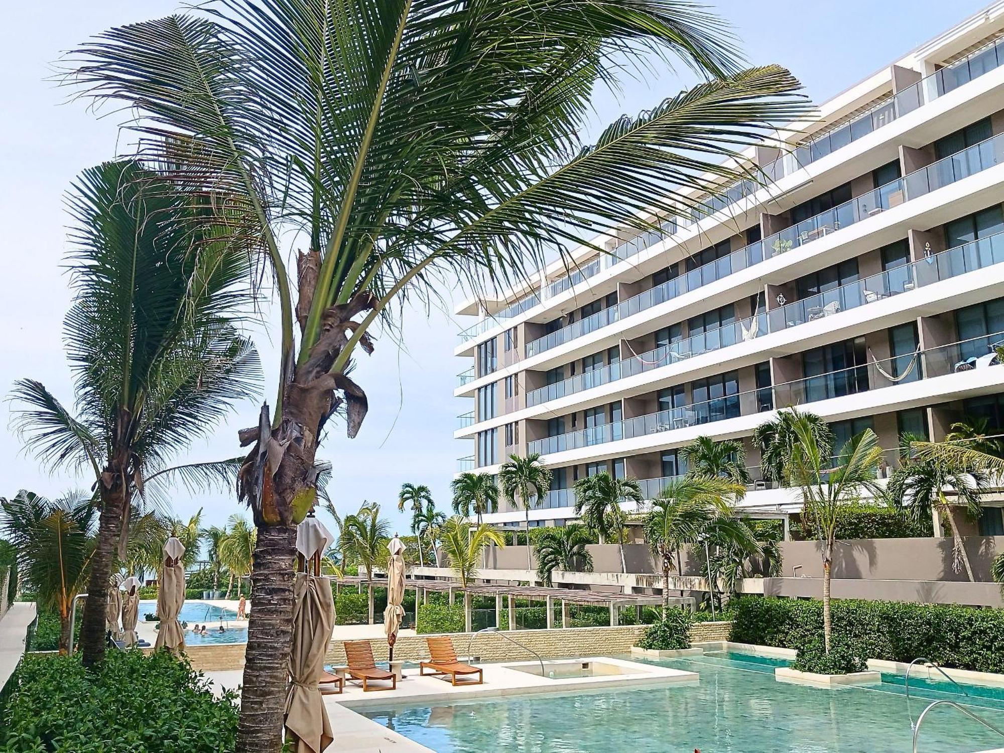 Lujoso Apto Con Piscina Privada Y Salida A Playa *