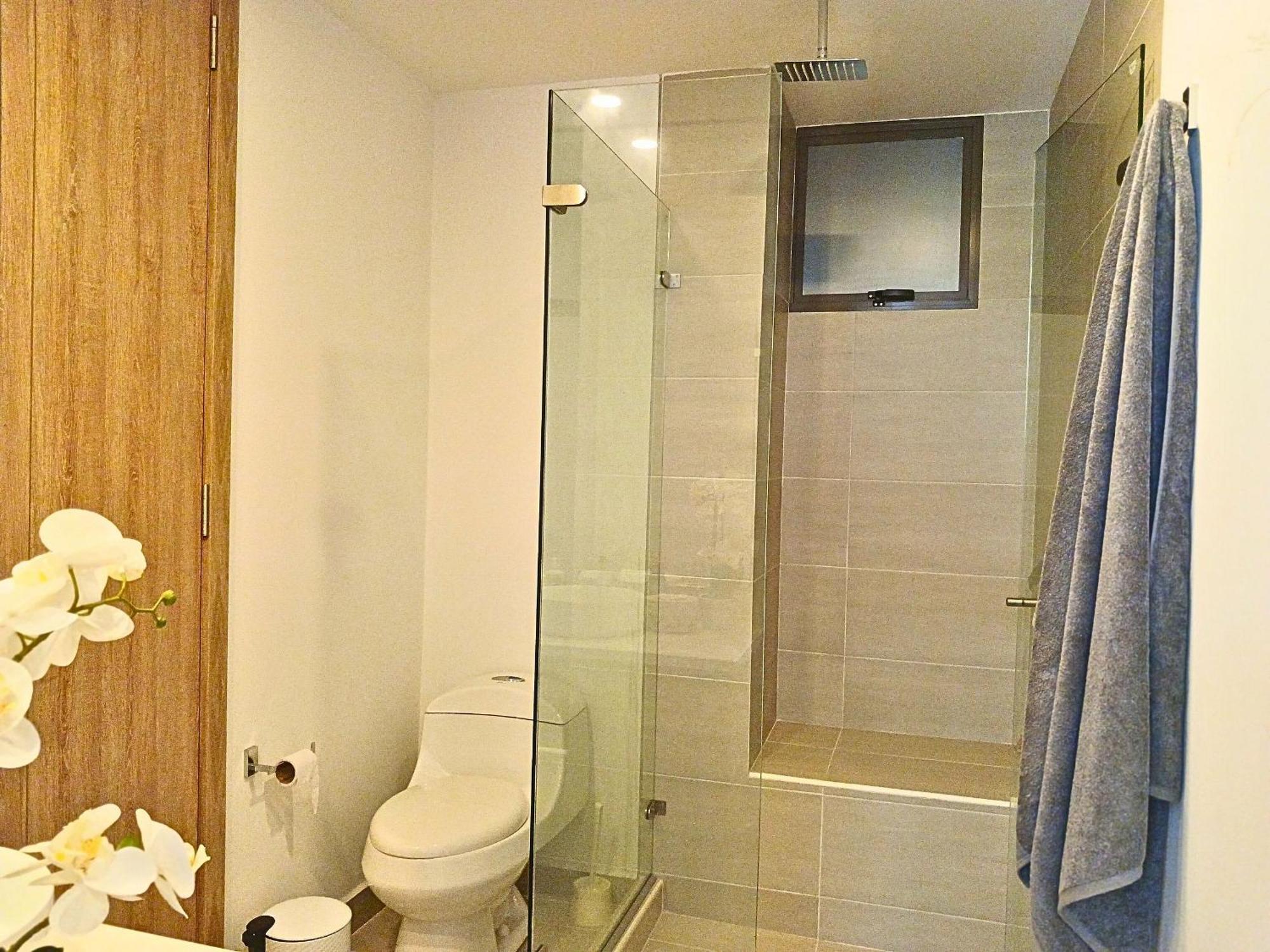 Lujoso Apto Con Piscina Privada Y Salida A Playa